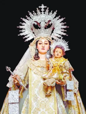 La Virgen de las Mercedes Şehrin Kalbinde İnsanlık ve Ilahinin Birleşimi mi?